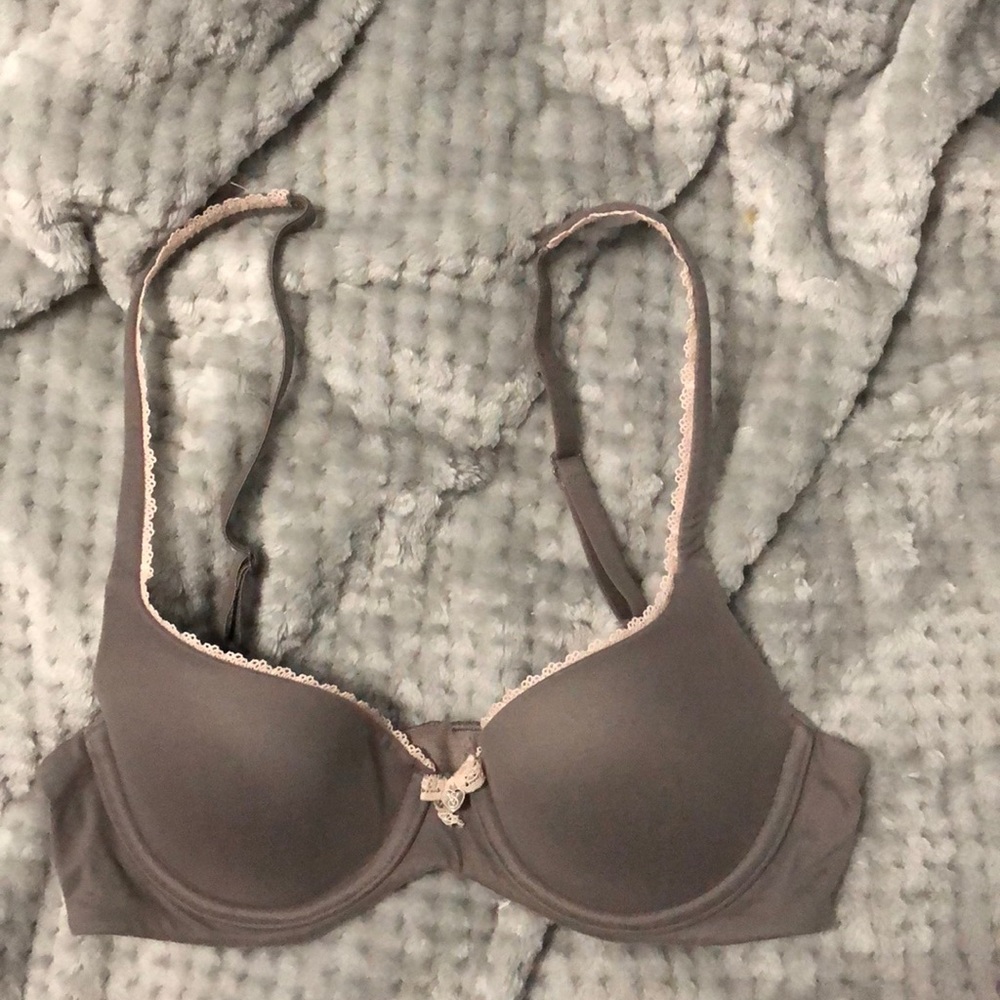 Body by Victoria Secret Bra